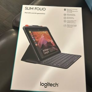 Logitech slim folio iPad 5th and 6th generation used for 1 day!